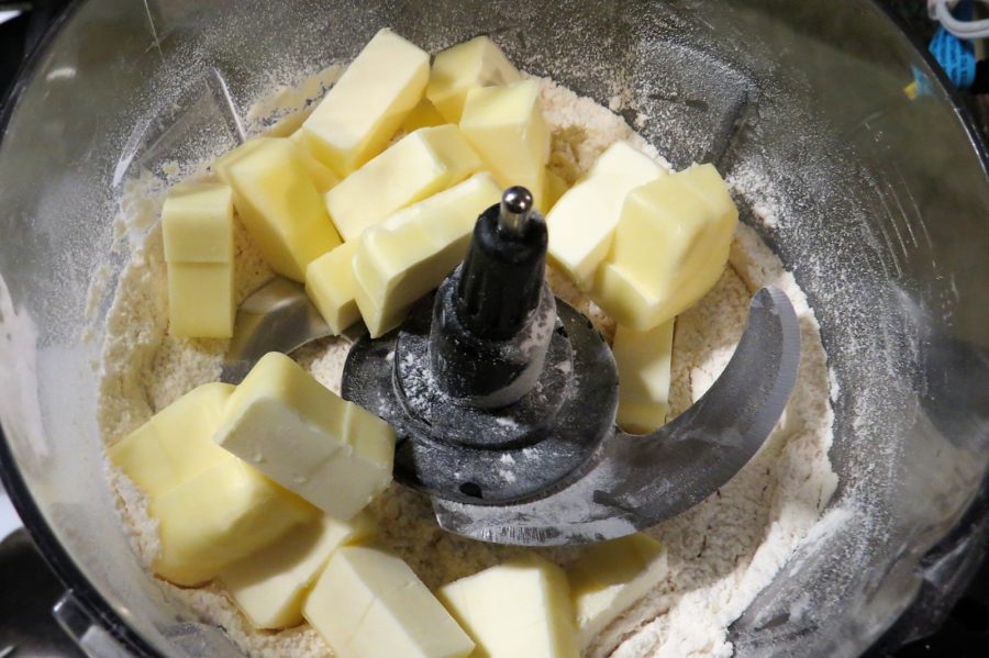 Cut butter Chicken Pot Pie Cut butter Chicken Pot Pie