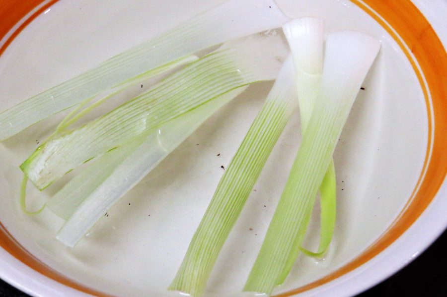 Rinse leeks Chicken Stock Rinse leeks Chicken Stock