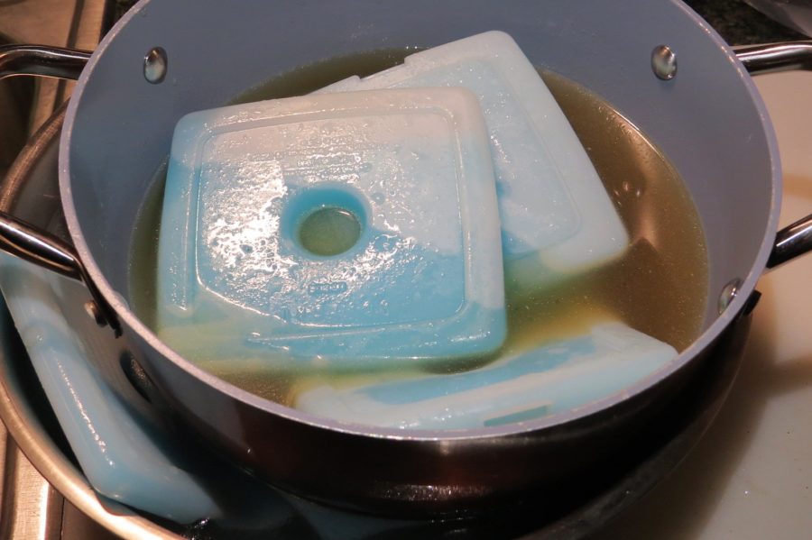 Quick cool Chicken Stock Quick cool Chicken Stock