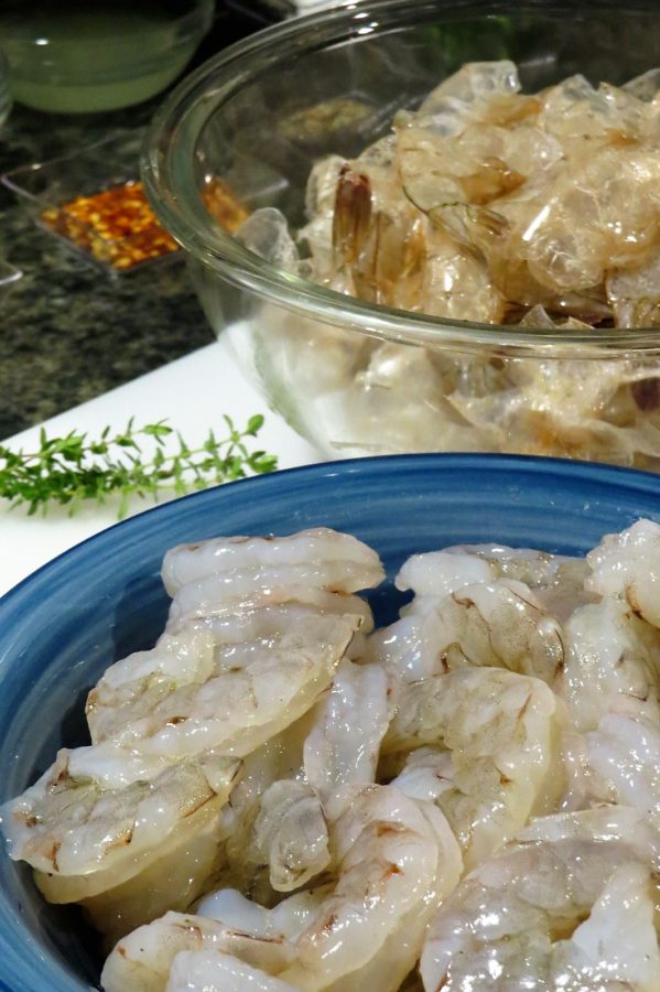 Peeled shrimp Shrimp Scampi Peeled shrimp Shrimp Scampi