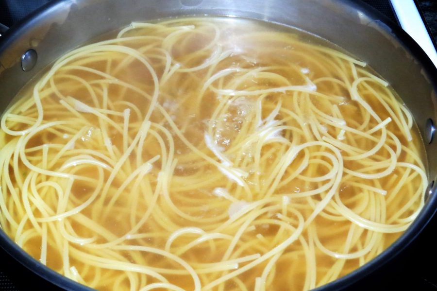 Cooking pasta Shrimp Scampi Cooking pasta Shrimp Scampi