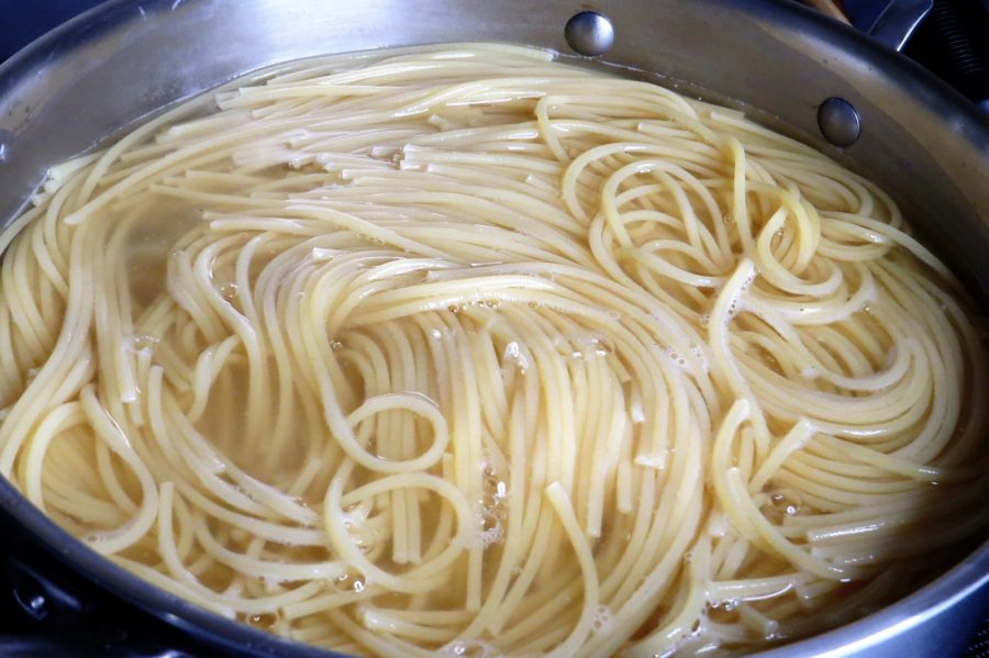 Cooked pasta Cacio e Pepe Cooked pasta Cacio e Pepe